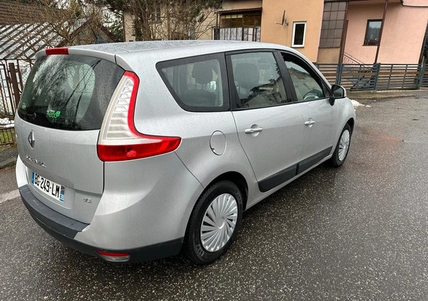 Renault Grand Scenic cena 18800 przebieg: 209000, rok produkcji 2011 z Przemyśl małe 92